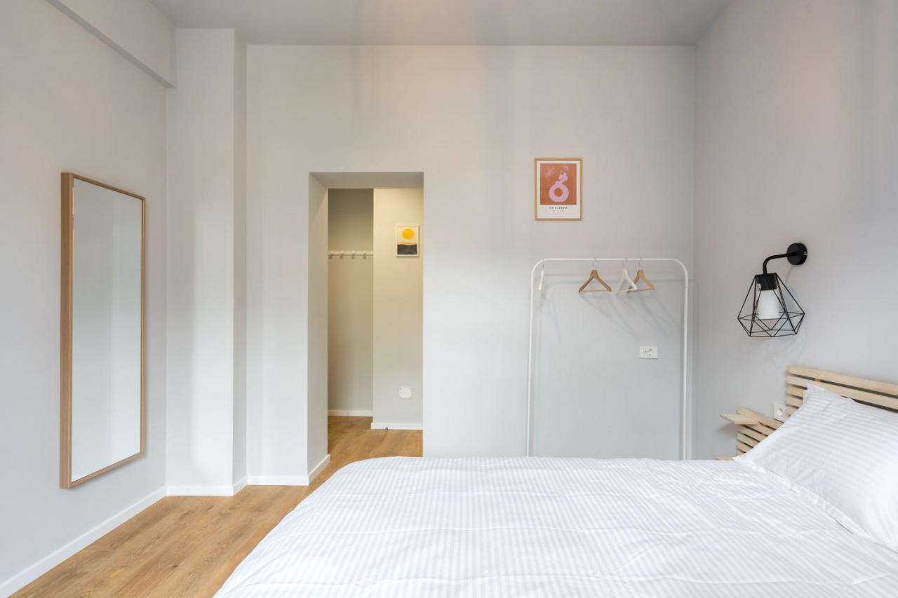 Cute Central Apartments In Villa ブカレスト エクステリア 写真